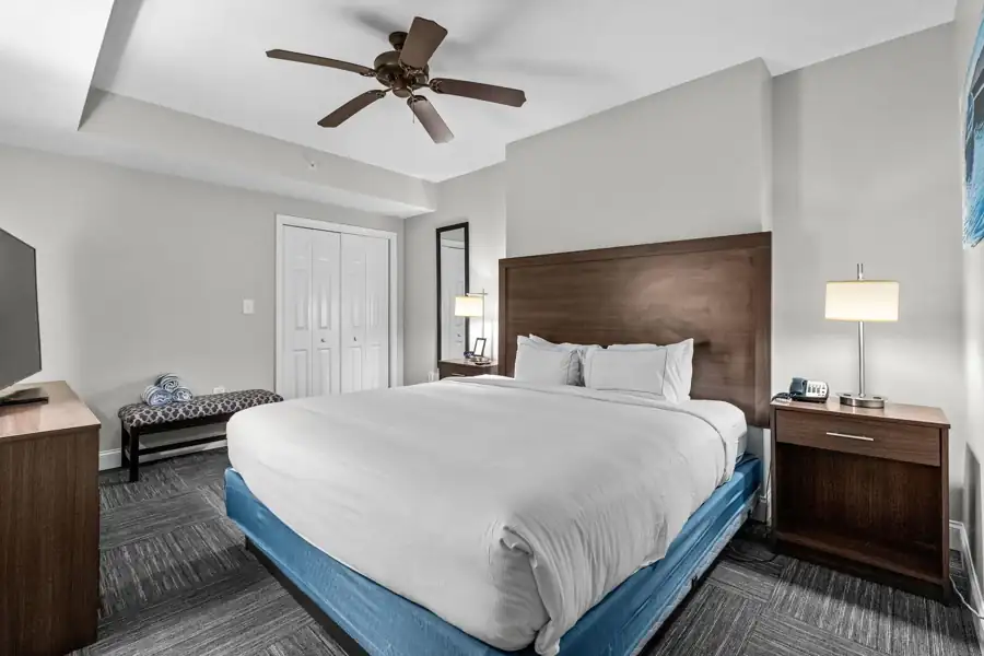 Furnished primary bedroom in Unit 1914